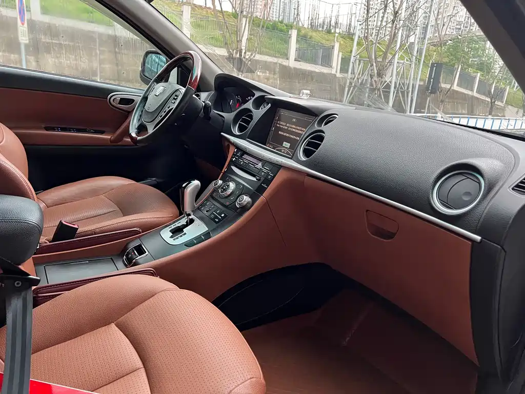 Luxgen Big 7 SUV 2014 — фото 24