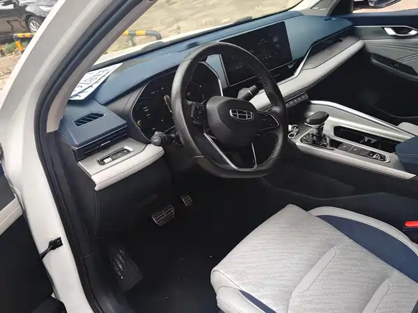 Geely Xingrui 2021