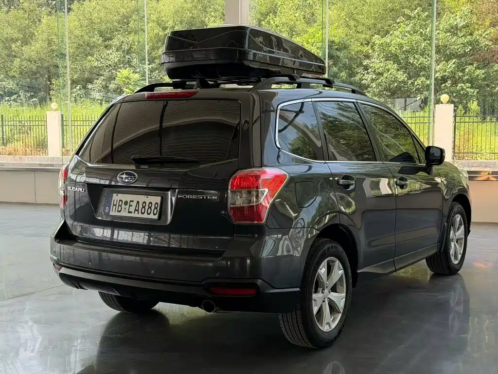 Subaru Forester 2015 — фото 9