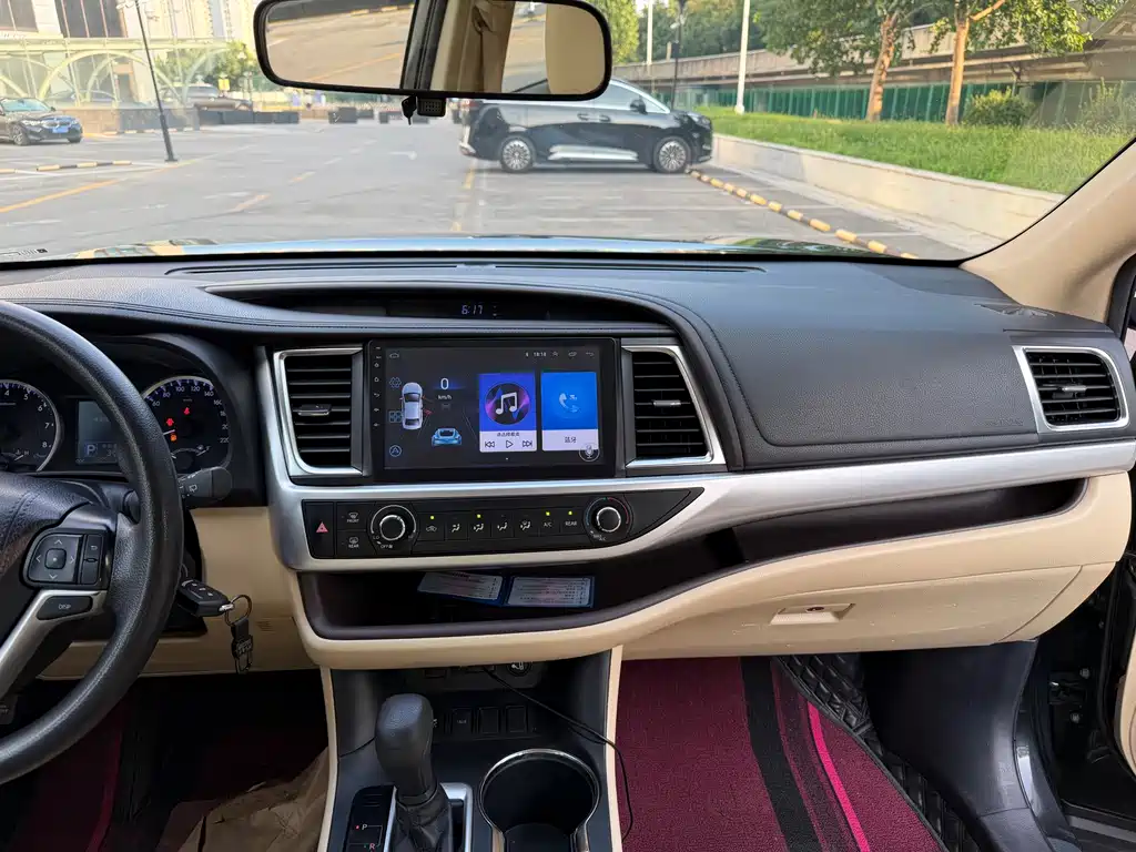 Toyota Highlander 2019 — фото 17