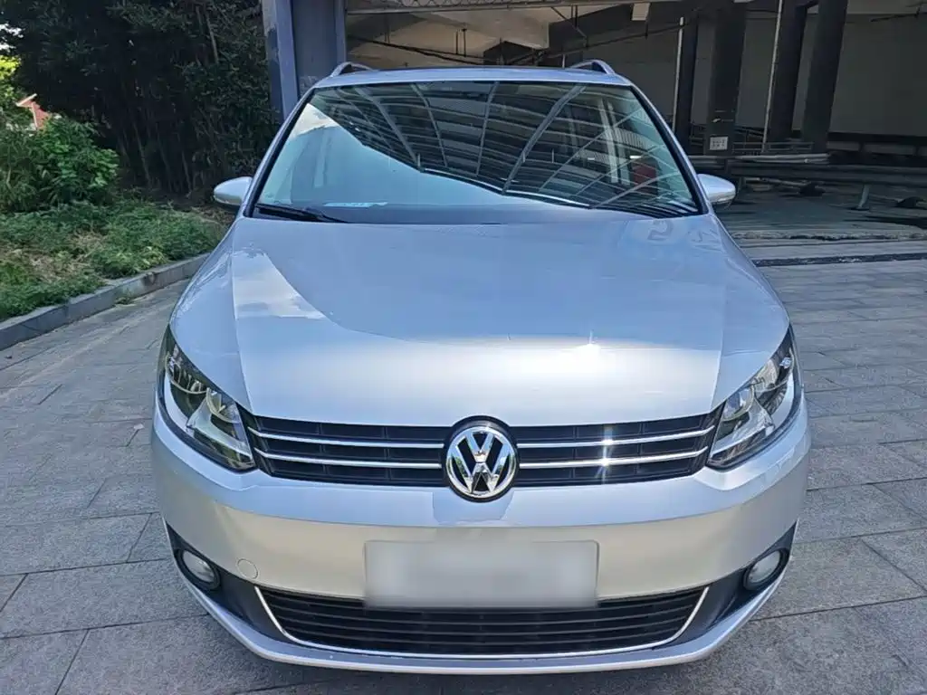 Volkswagen Touran 2015 — фото 3