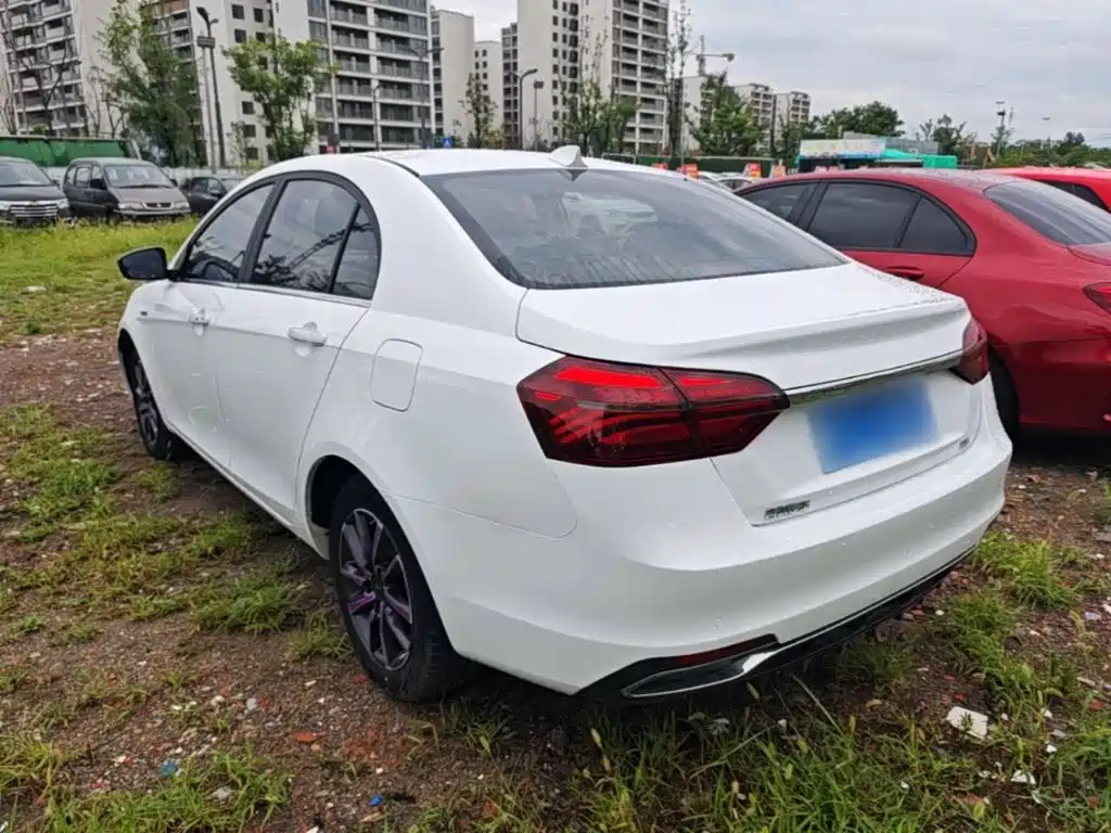 Geely Emgrand 2019