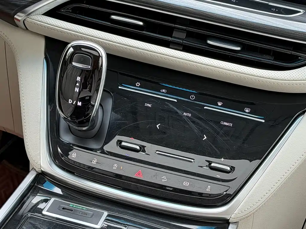 Buick GL8 2021 — фото 14