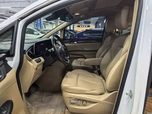 Buick GL8 2020