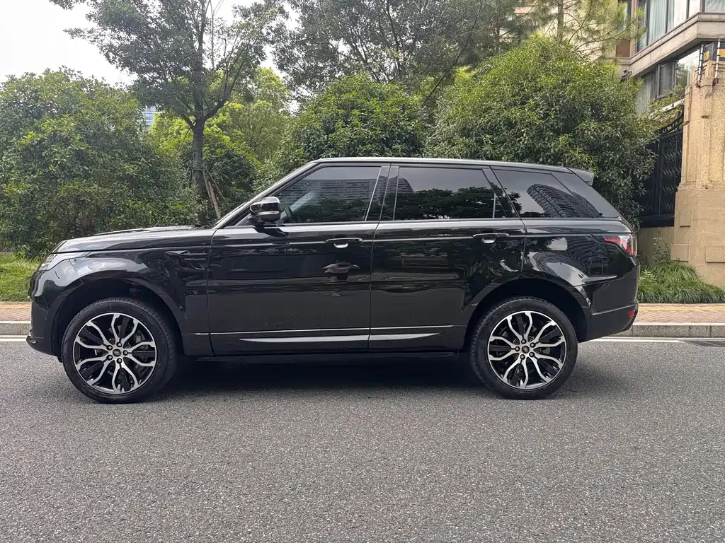Land Rover Range Rover Sport 2022 — фото 3