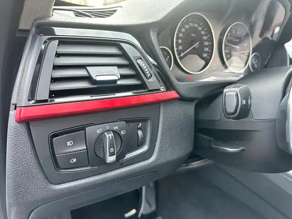BMW 3 Series 2015