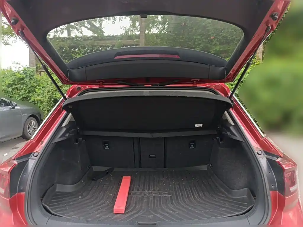 Volkswagen T-Roc 2021 — фото 10