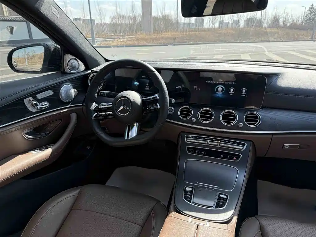 Mercedes-Benz E-Class 2020 — фото 18