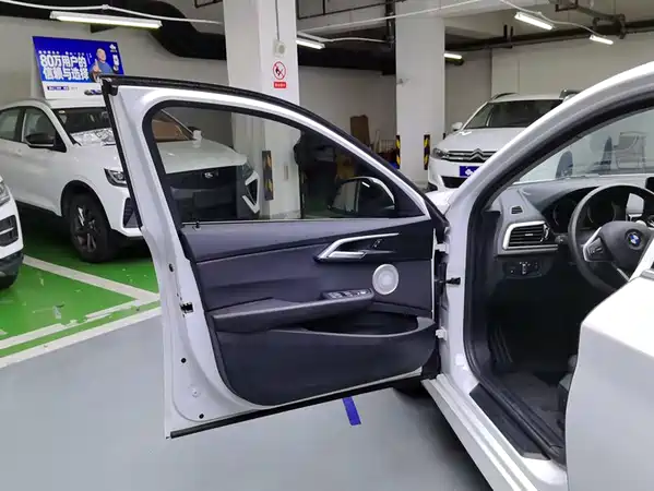 BMW 1 Series 2023