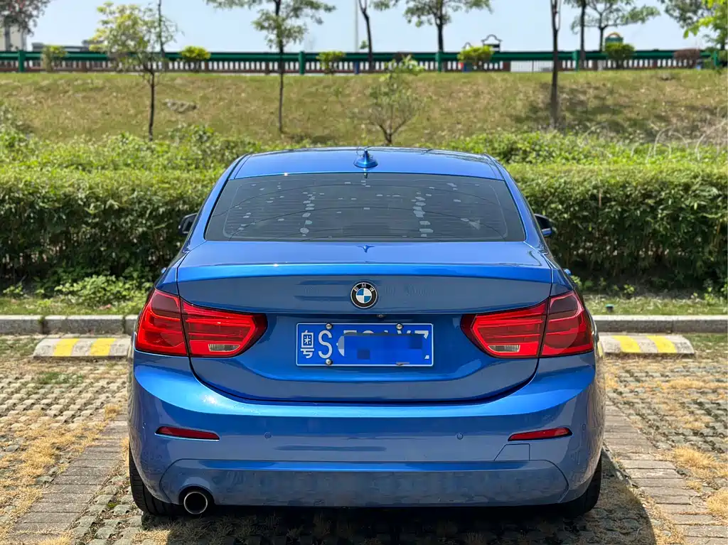 BMW 1 Series 2019 — фото 5