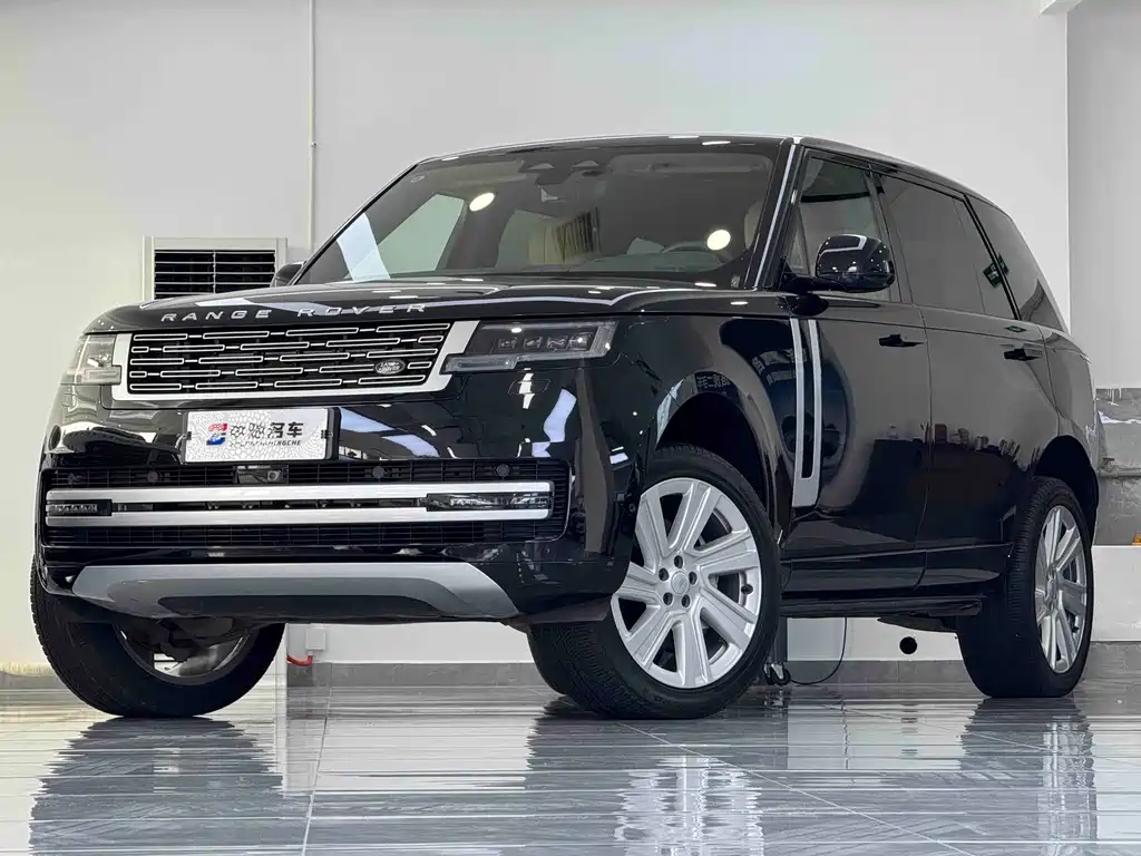 Land Rover Range Rover 2024 — фото 1