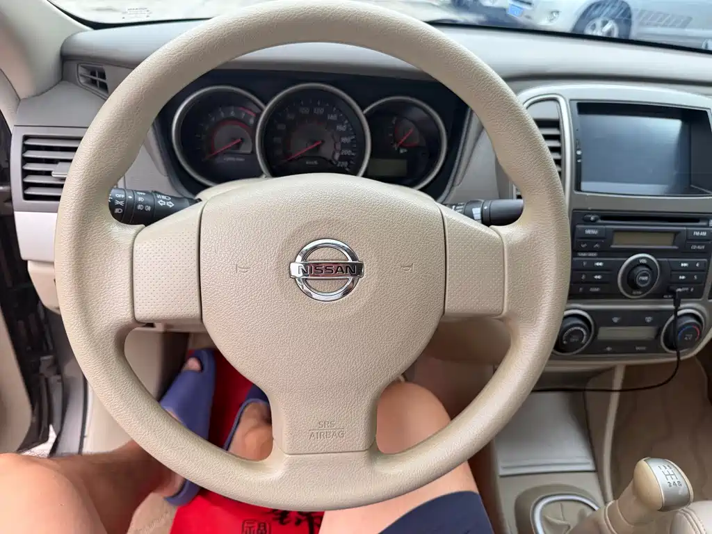 Nissan Sylphy 2014 — фото 12