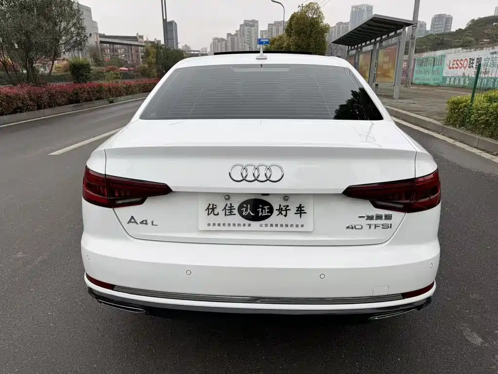 Audi A4L 2019 — фото 11