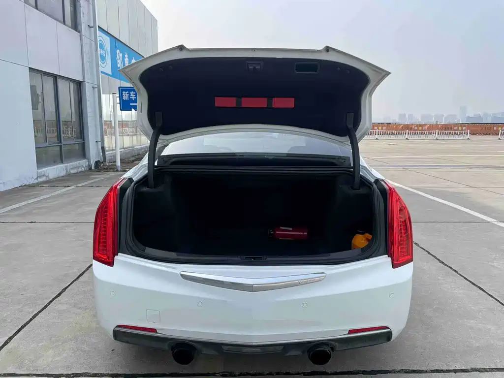 Cadillac ATS-L 2015 — фото 17