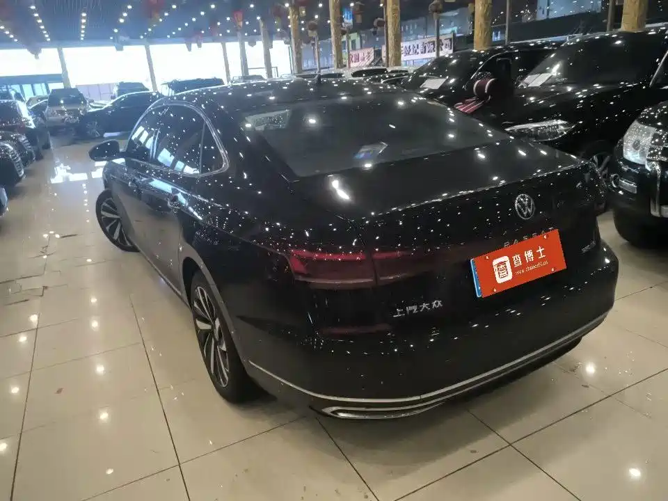 Volkswagen Passat 2023