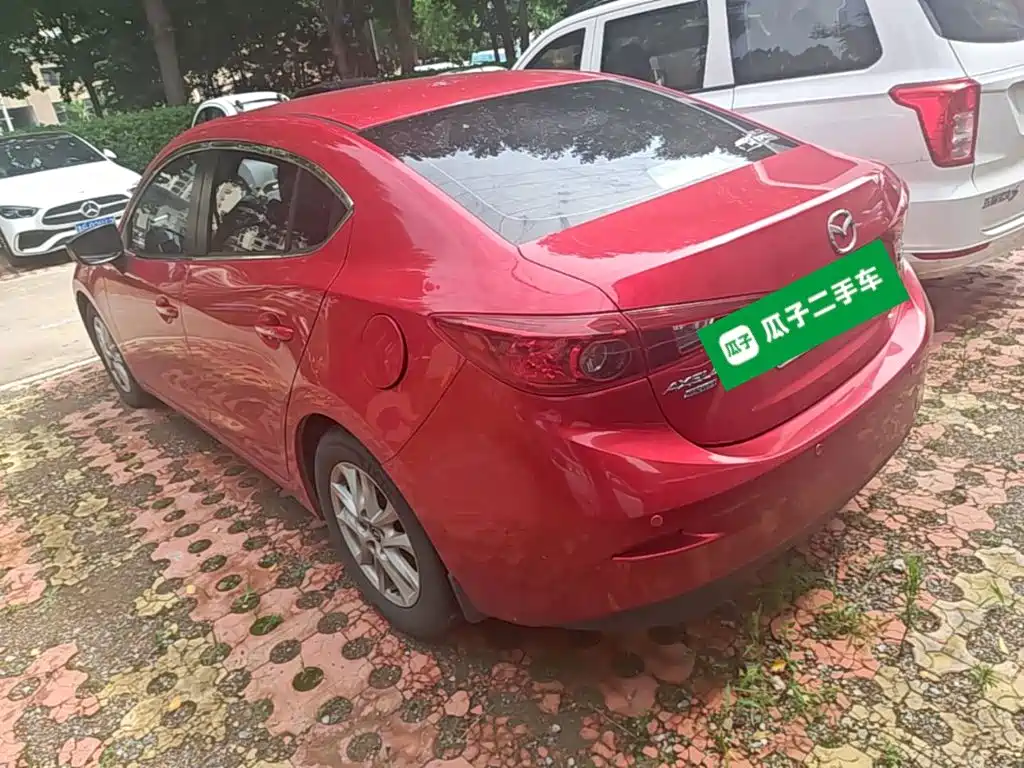 Mazda 3 Angkesela 2016