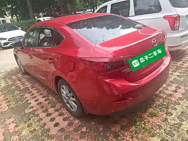 Mazda 3 Axela 2016