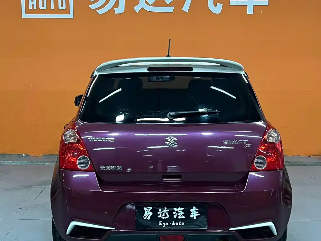 Suzuki Swift 2015 — фото 5