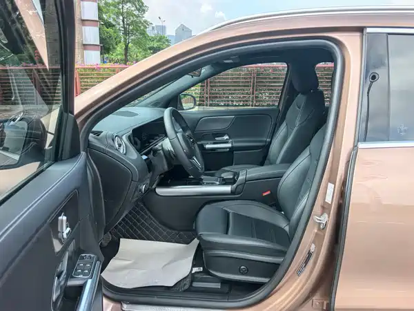 Mercedes-Benz EQA 2024