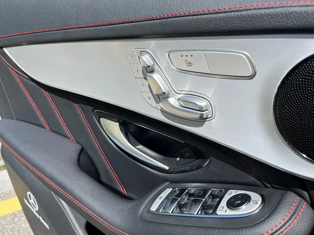 Mercedes-Benz GLC AMG 2023 — фото 11