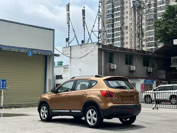 Nissan Qashqai 2015