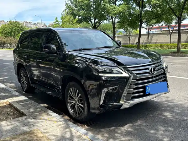 Lexus LX 2019