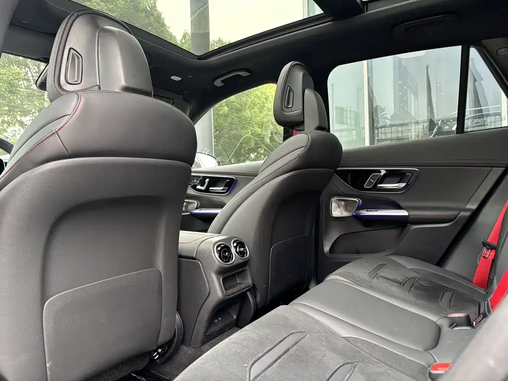 Mercedes-Benz GLC AMG 2025 — фото 7