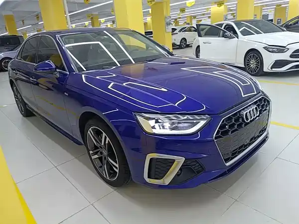 Audi A4L 2020