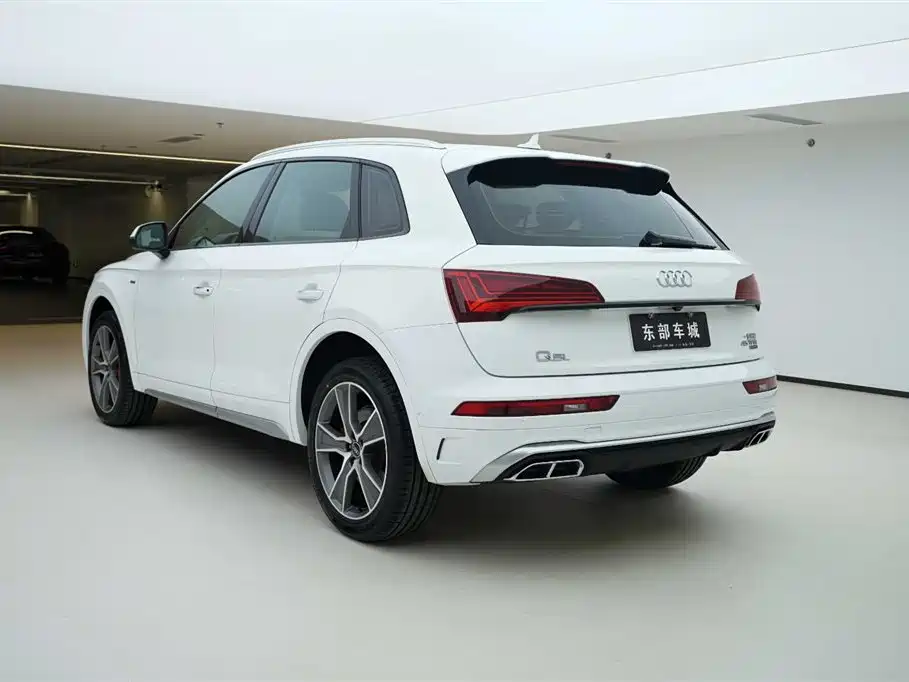 Audi Q5L 2022 — фото 4
