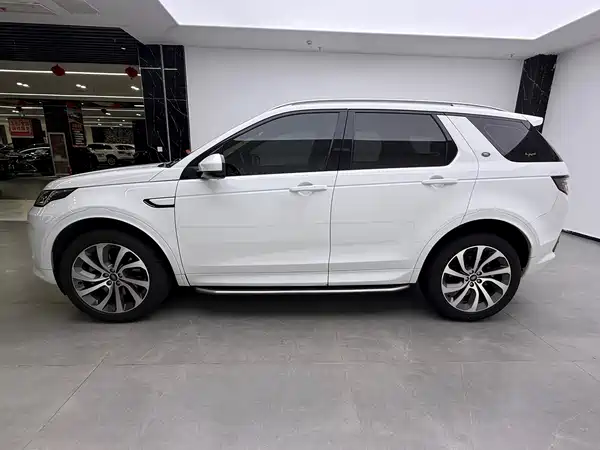 Land Rover Discovery Sport 2022