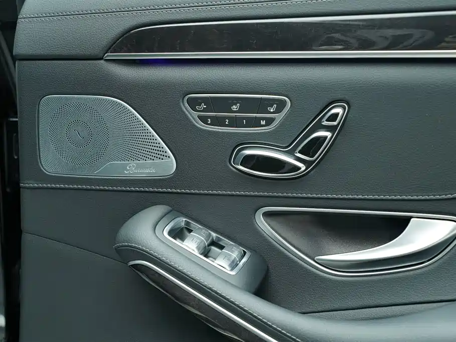 Mercedes-Benz S-Class 2016 — фото 24