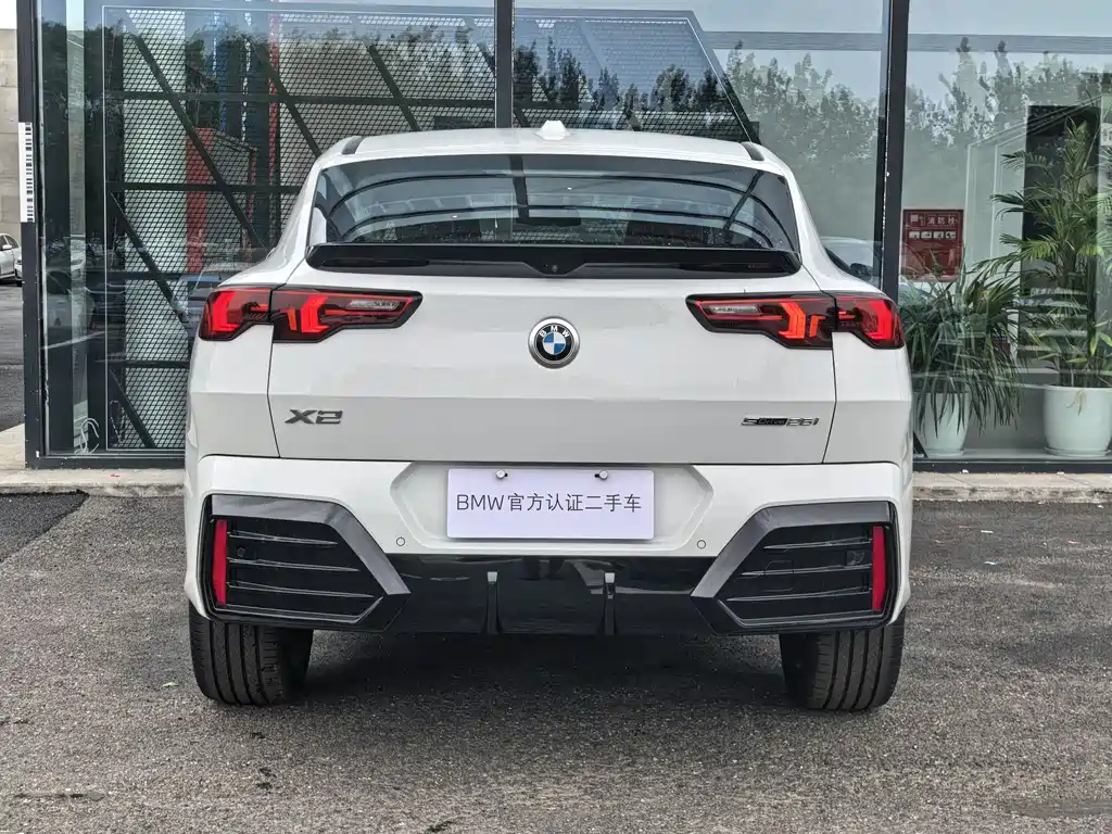 BMW X2 2025