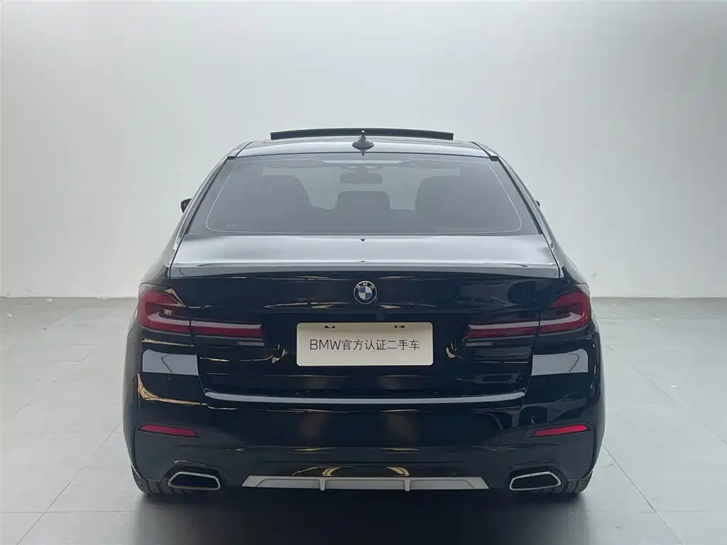 BMW 5 Series 2023