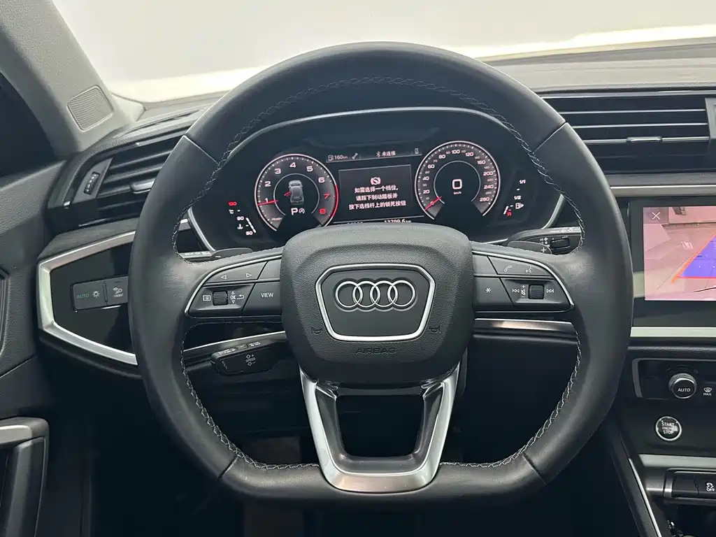 Audi Q3 2022 — фото 11