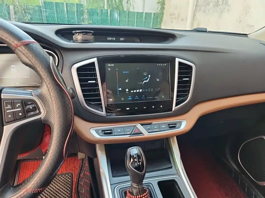 Geely Vision X6 2018 — фото 14