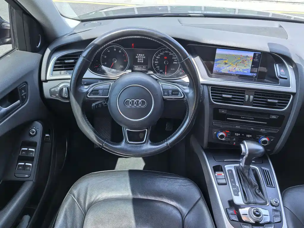 Audi A4 2015 — фото 10