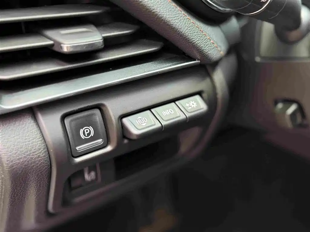 Cadillac CT5 2020 — фото 18