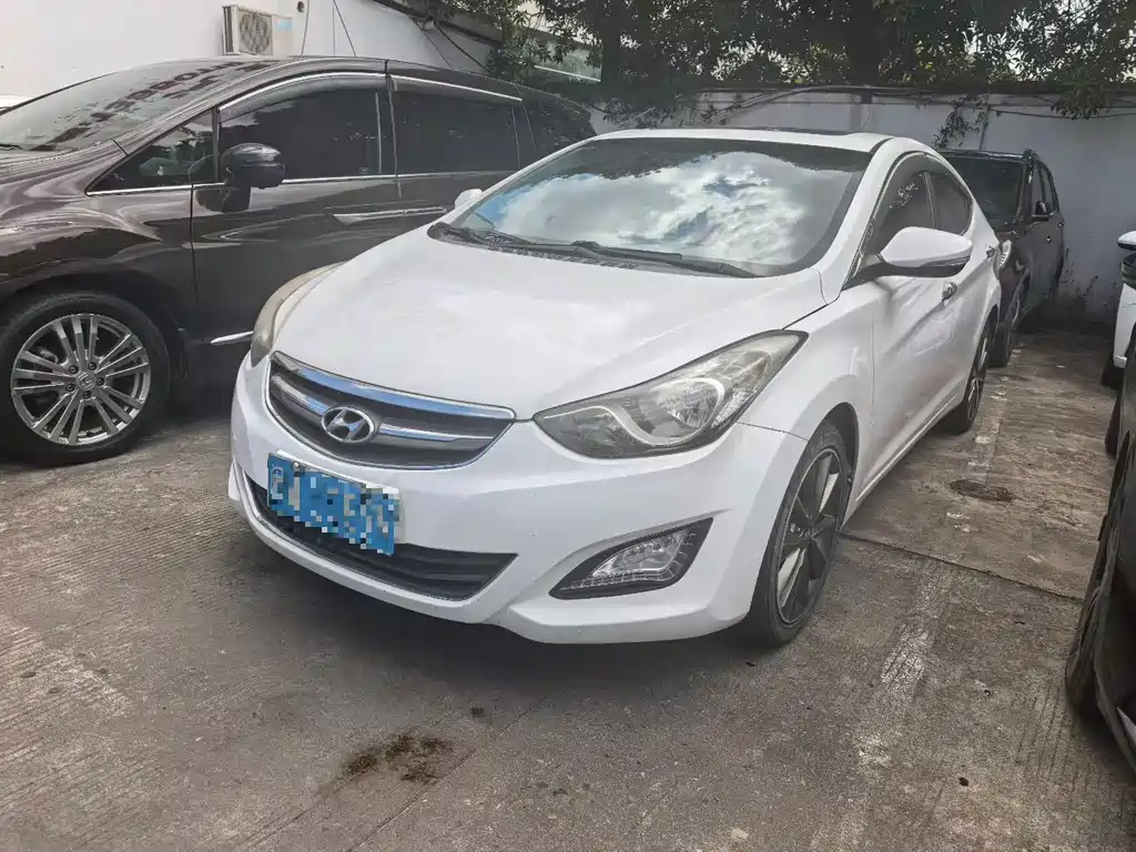 Hyundai Elantra 2016