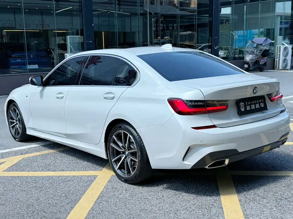 BMW 3 Series 2022