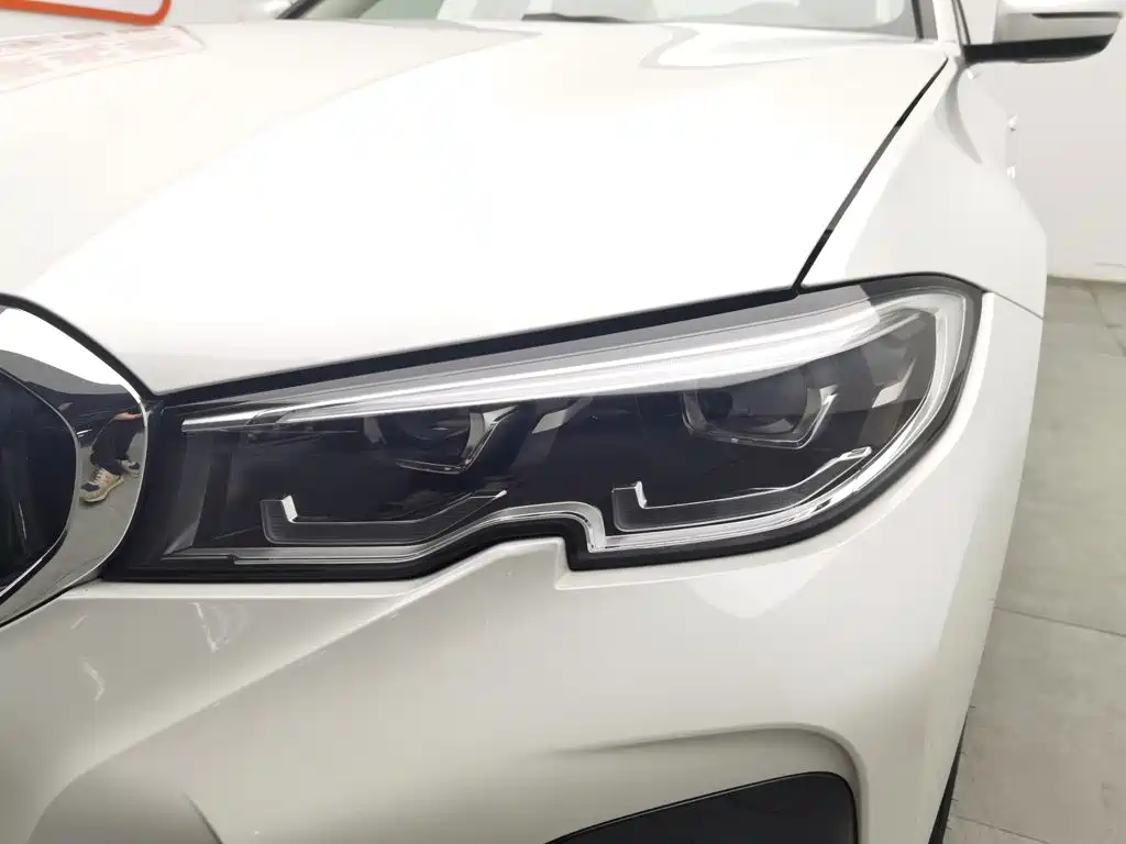BMW 3 Series 2022