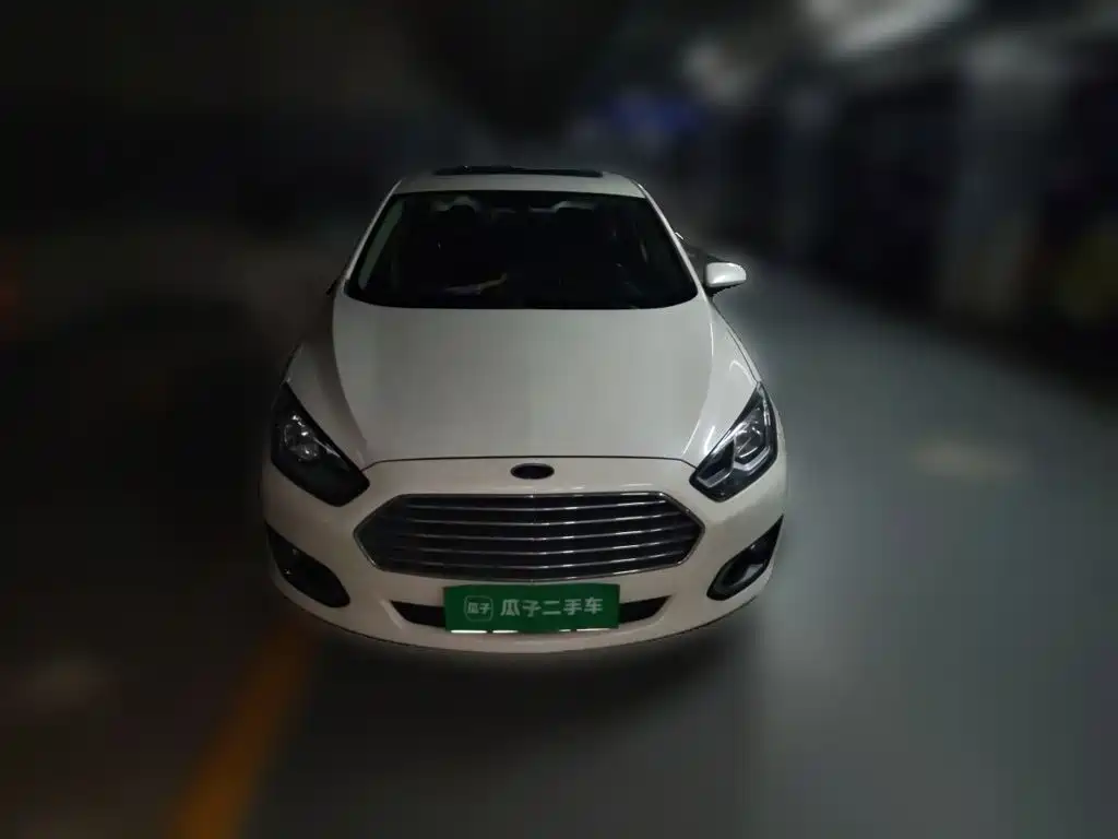 Ford Escort 2015 — фото 2
