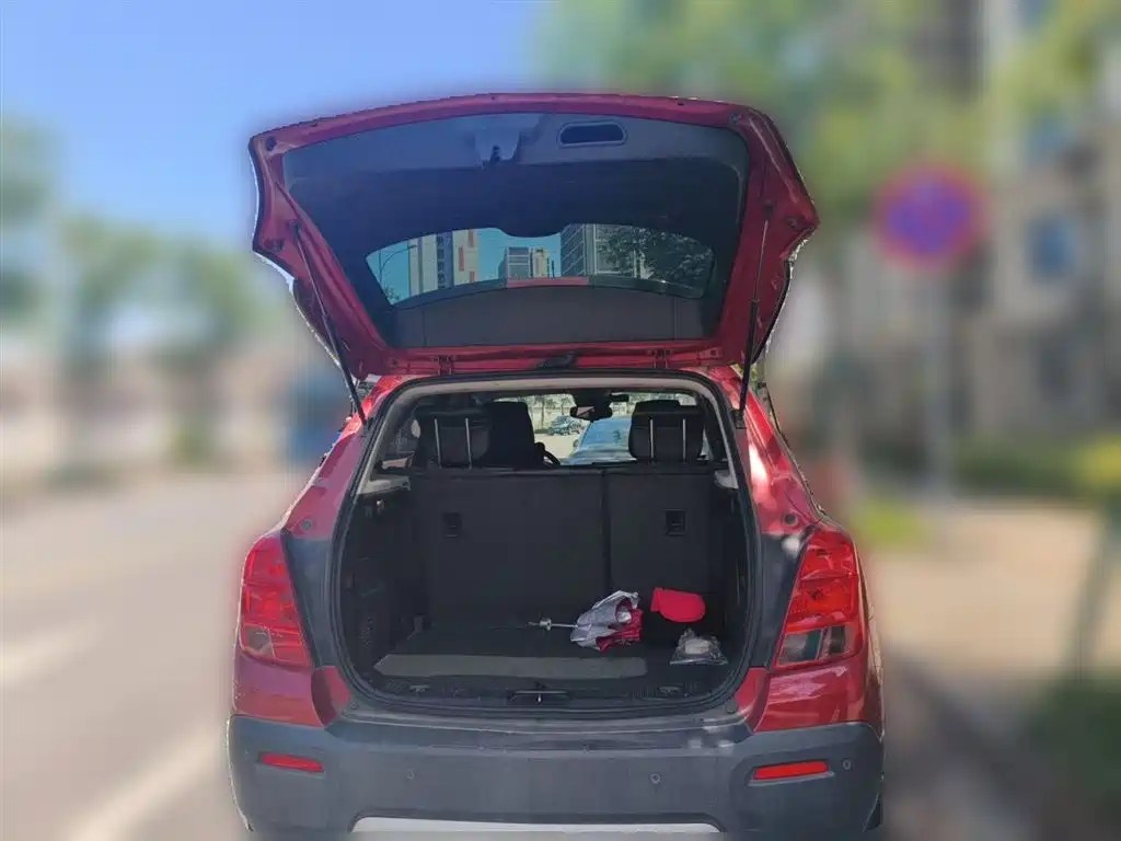 Chevrolet Trax 2014 — фото 10
