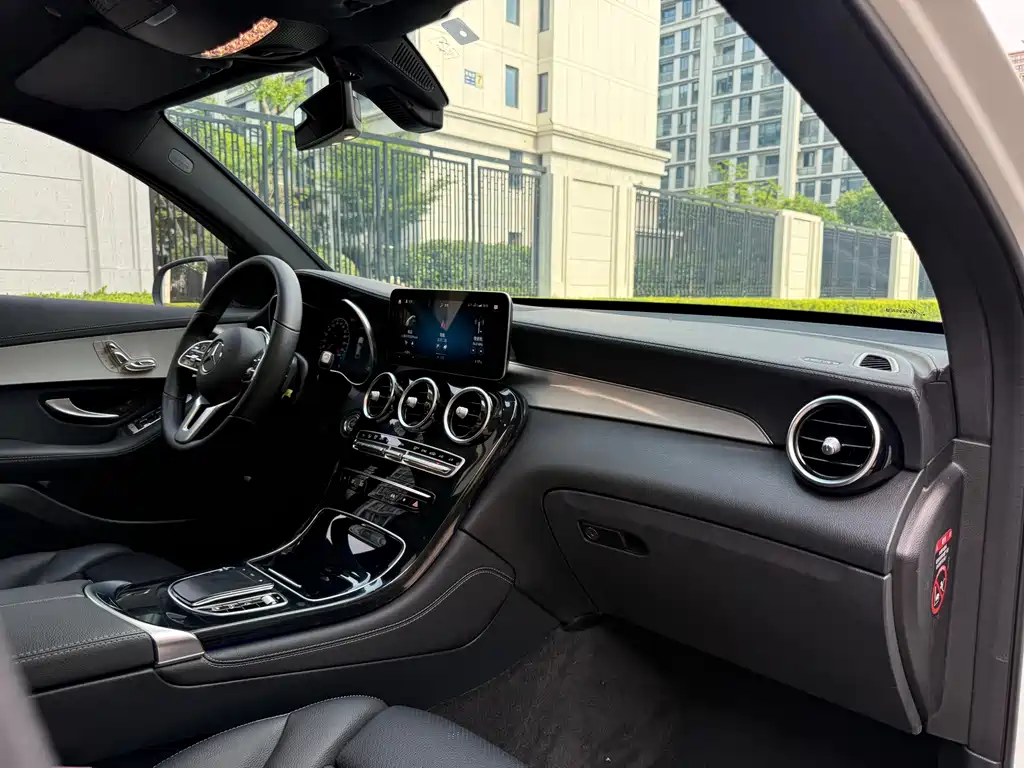 Mercedes-Benz GLC Coupe 2020 — фото 17