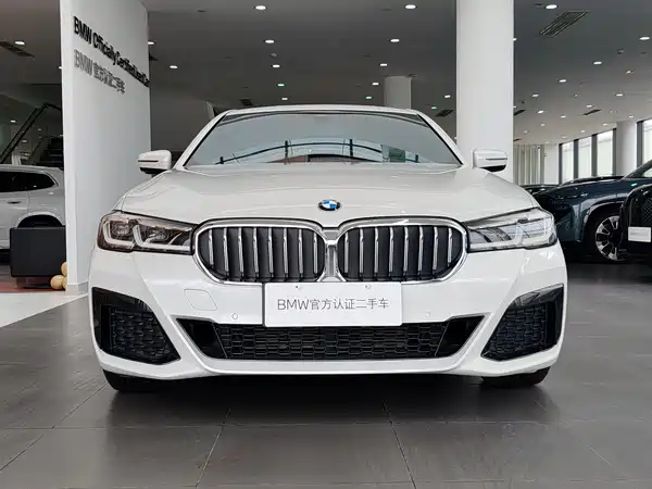 BMW 5 Series 2022