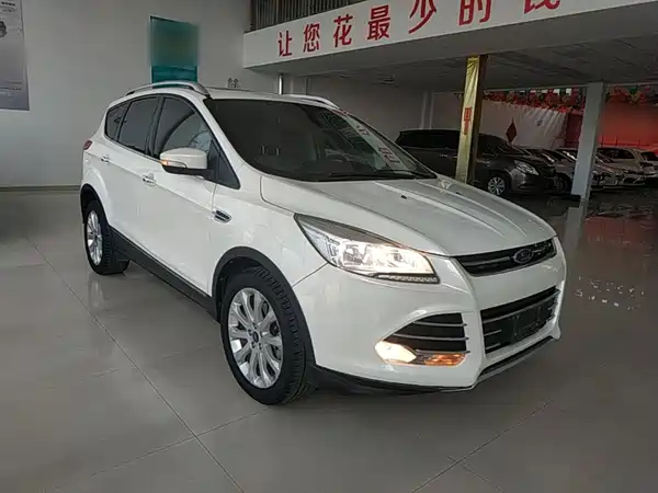 Ford Kuga 2016