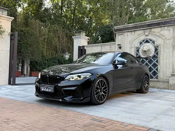 BMW M2 2019