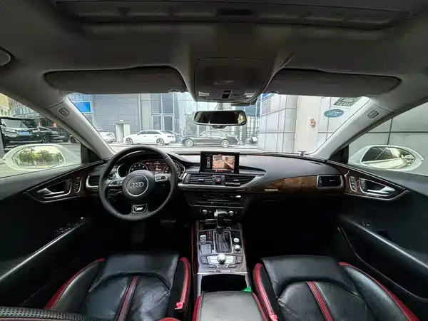 Audi A7 2015