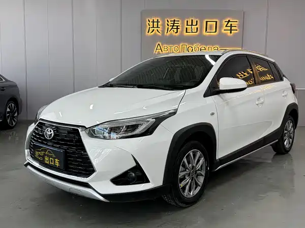 Toyota Yaris L 2022
