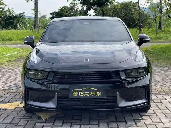 Lynk & Co 03 2021