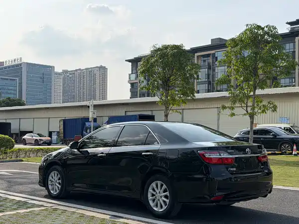 Toyota Camry 2016